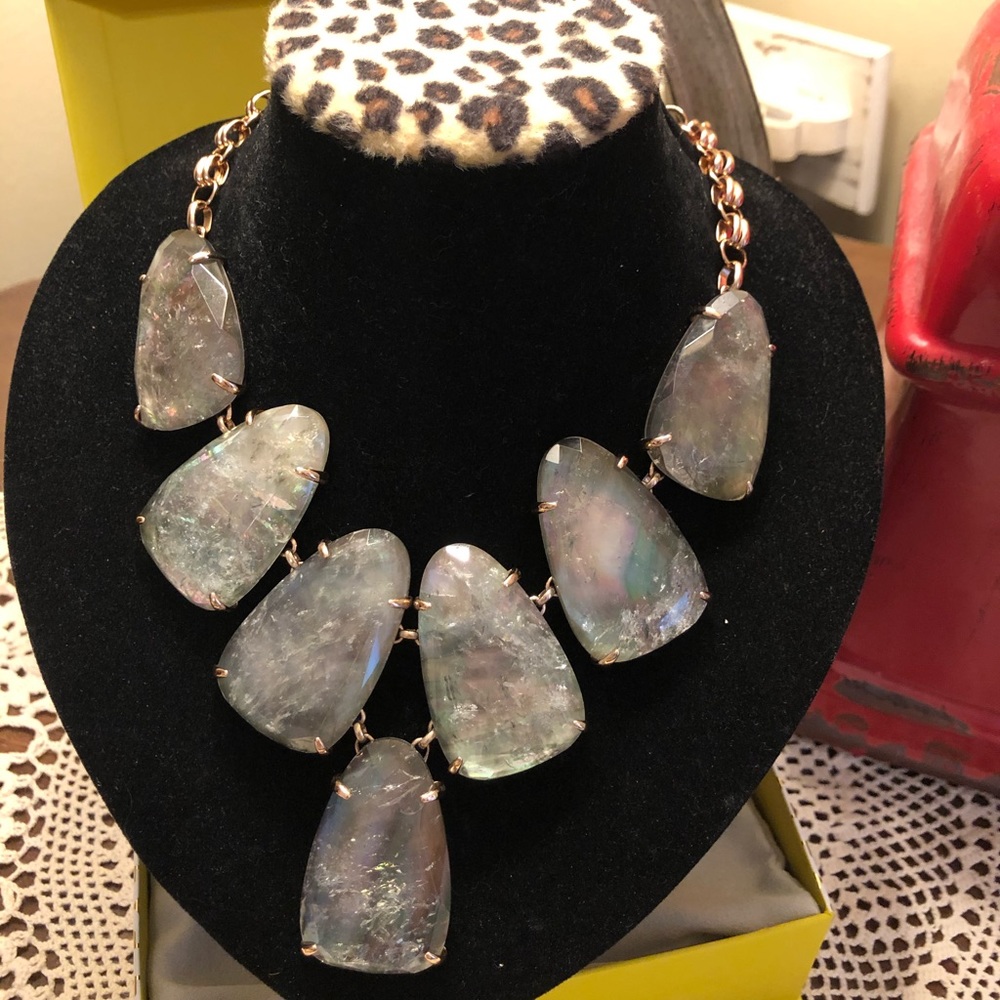 Kendra Scott Harlow statement necklace